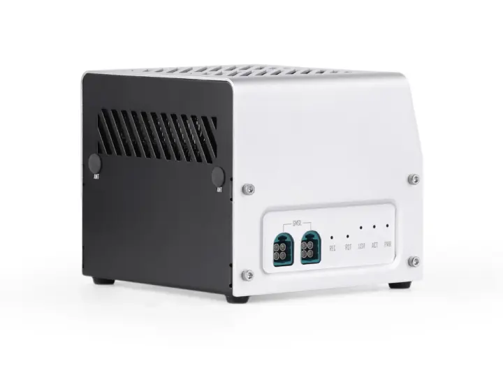 Computador embebido con NVIDIA Jetson AGX Orin y conectores de cámara GMSL2