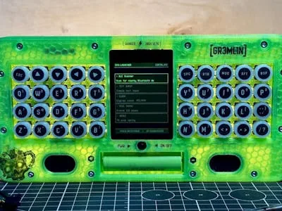 GR3ML1N: El cyberdeck portátil con ESP32 que puedes armar tú mismo