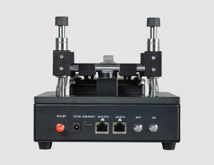 Puertos del Raspberry Pi Compute Module 5 Programming Jig