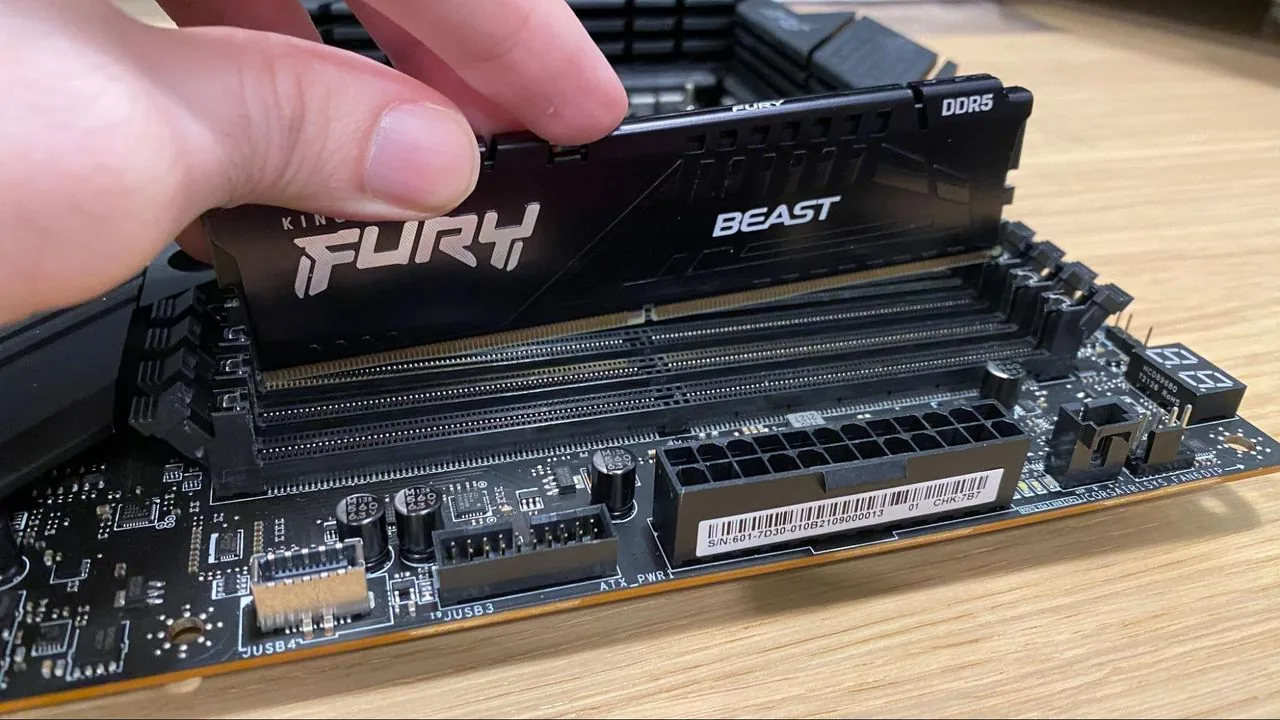 Microsoft borra su recomendación de 32 GB de RAM para juegos