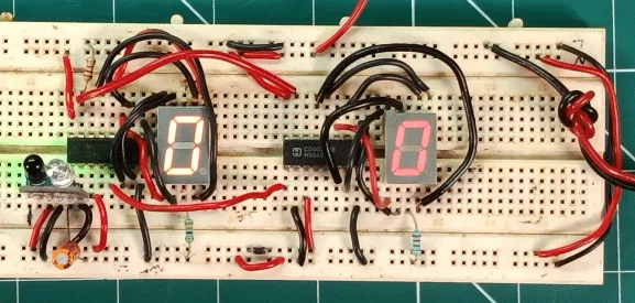 Prototipo del contador armado por el autor