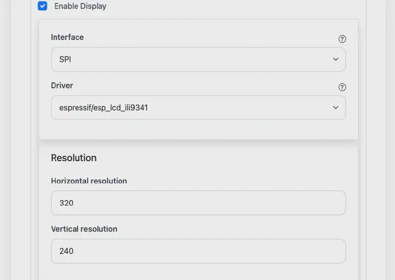 Pestaña de configuración de Display con resolución, driver, pines y opciones LVGL