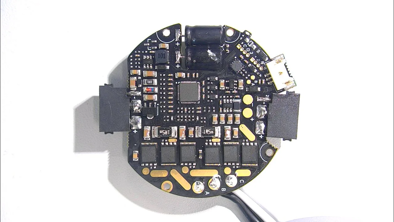Reverse engineering al motor del Unitree Go2: firmware abierto