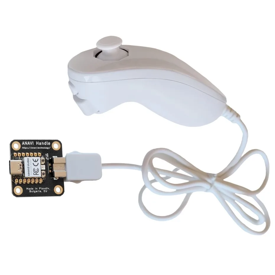 El Nunchuk de Wii conectado al adaptador ANAVI Handle
