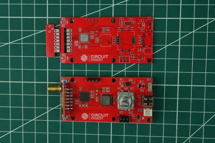 Placa PCB del medidor láser ya ensamblada con sus componentes soldados