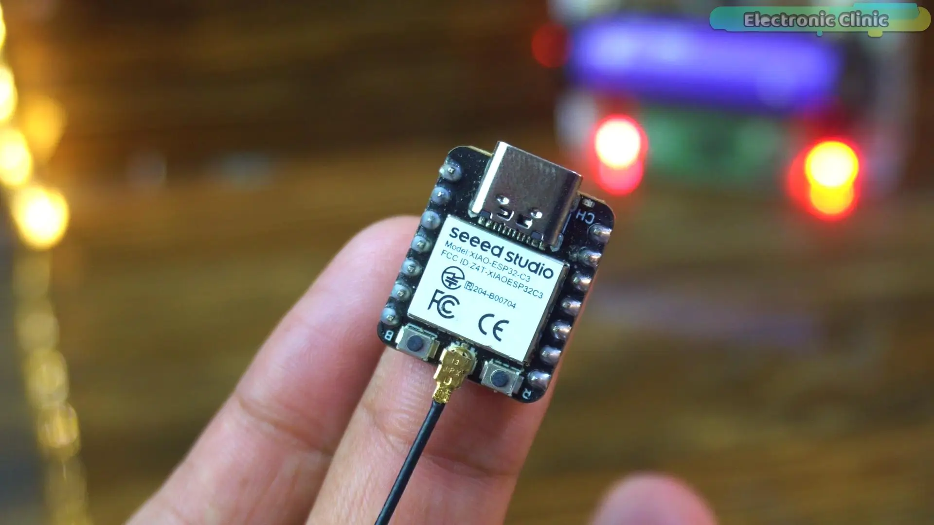 Placa Xiao ESP32C3 usada como controlador del medidor de nivel de estanque