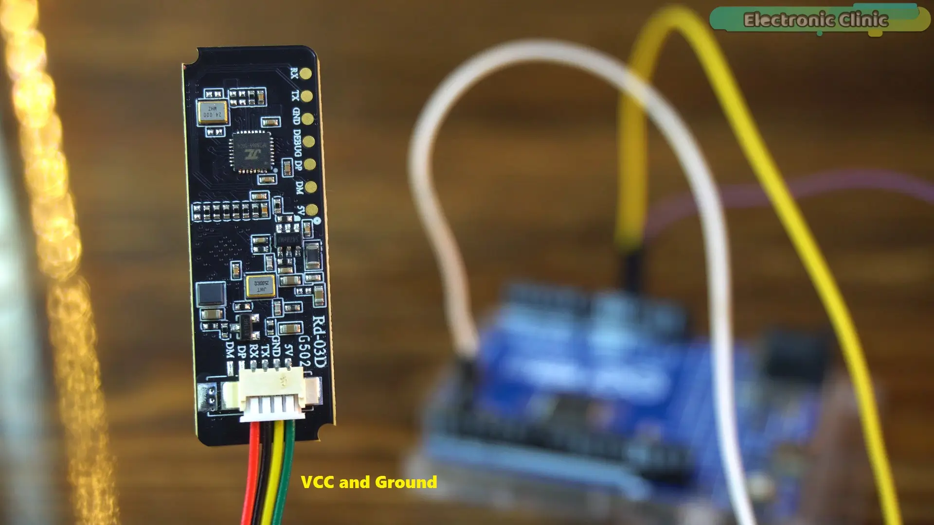 Conexión de alimentación del RD-03D: VCC y GND del módulo hacia el Arduino