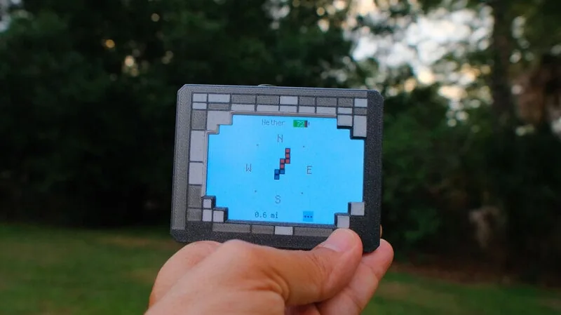 Brújula GPS estilo Minecraft con ESP32, NEO-6M y pantalla OLED