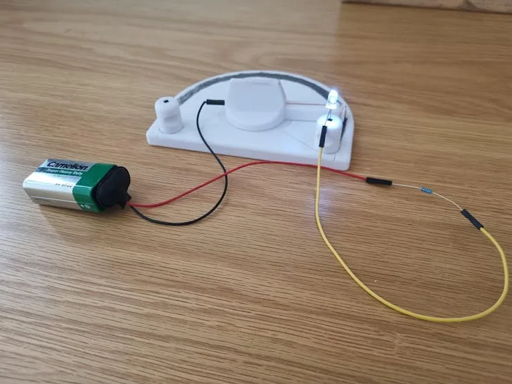 Modelo impreso en 3D para entender como funciona un potenciometro