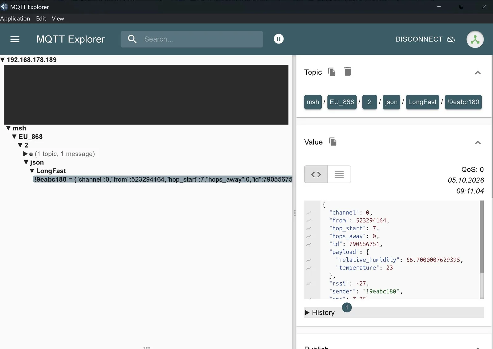 MQTT Explorer con el tema msh/EU_868/2/json/LongFast/!9eabc180 y un paquete JSON con temperature y relative_humidity
