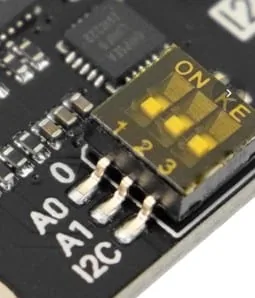 Posición del DIP switch para la dirección I2C 0x4A