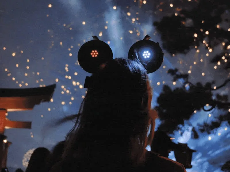 Orejas con NeoPixel que reaccionan a beacons BLE de Disney