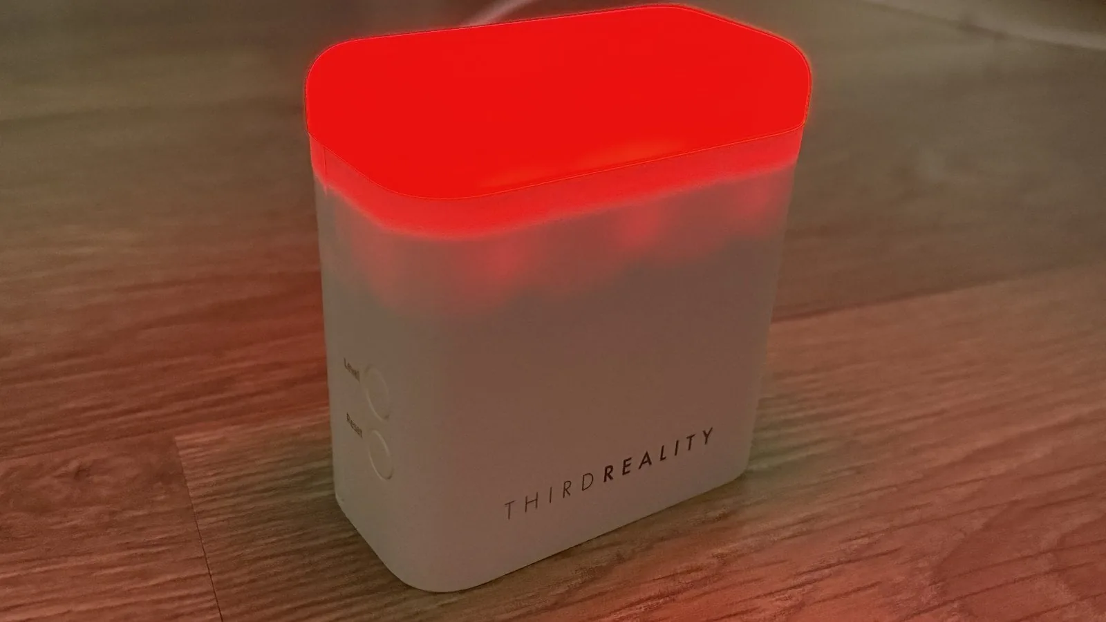 Escritorio inteligente con sensor de presencia mmWave y Home Assistant