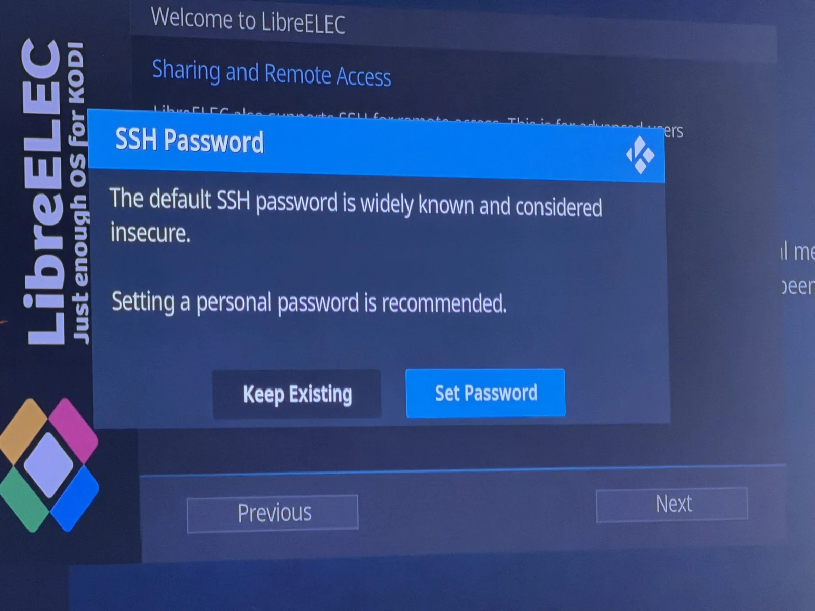 Diálogo SSH Password de LibreELEC con los botones Keep Existing y Set Password