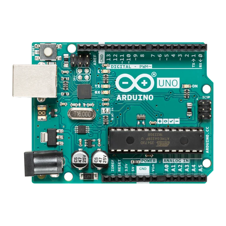 Foto de un Arduino Uno R3 visto desde arriba mostrando el chip ATMEGA328P y los conectores