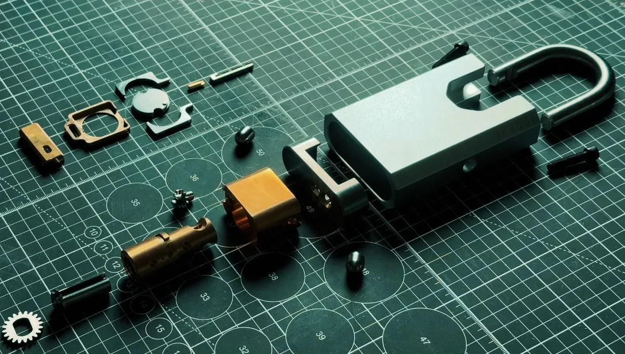 Diseñan una cerradura con canal oculto a prueba de ganzúas