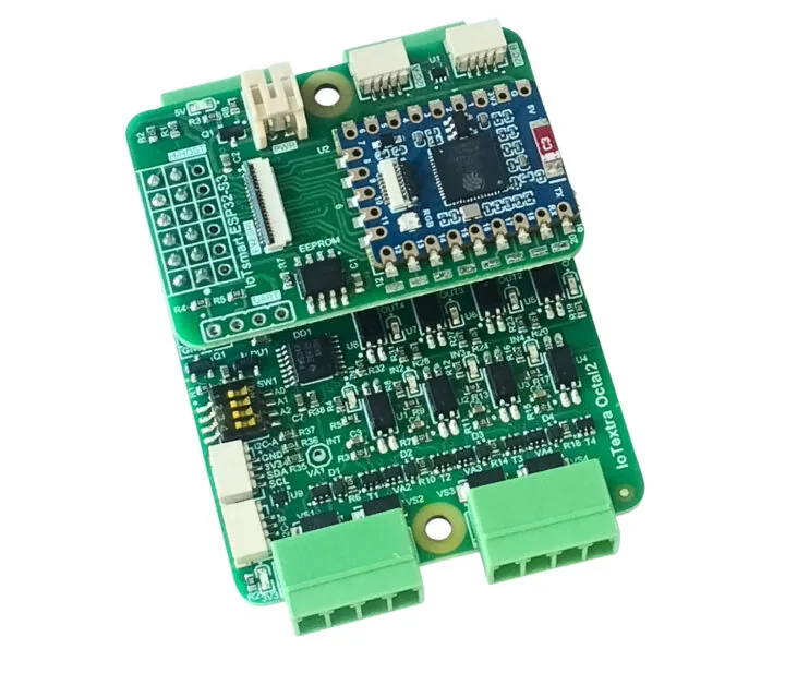 Módulo IoTsmart ESP32-S3 montado sobre una placa IoTextra Octal2