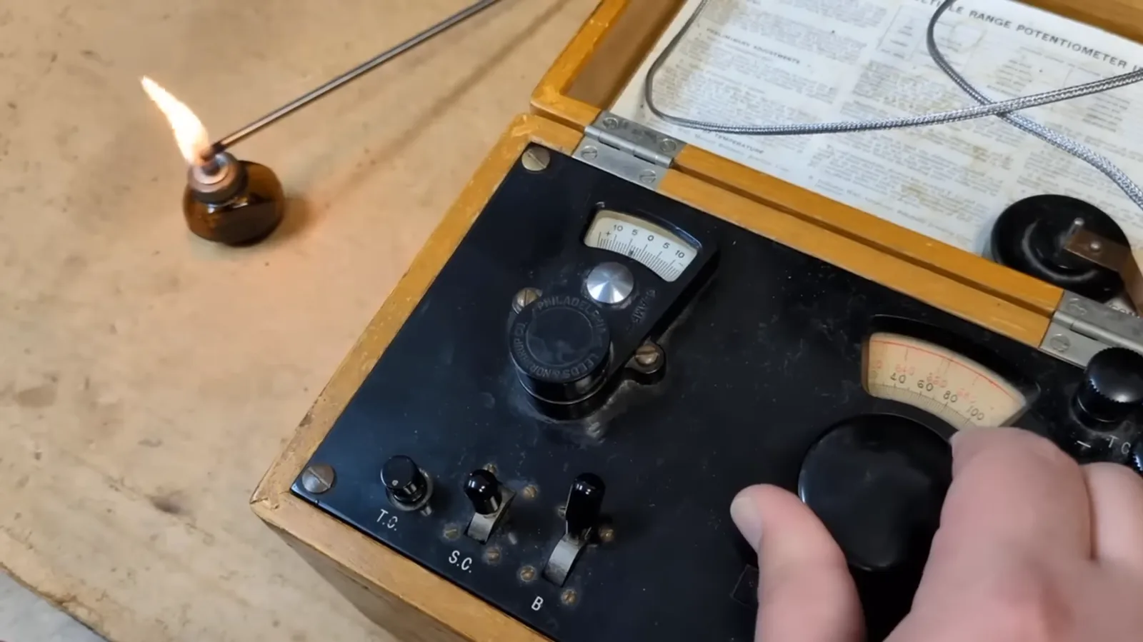 Análisis técnico de un potenciómetro histórico y sus usos